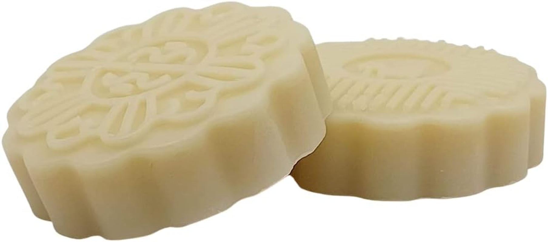 Black Forest Lotion Bar - Waterless Lotion Bar for Dry Skin - Black Forest Scented Moisturizing Beeswax Lotion Bar - Convenient Travel Lotion - Eco Friendly Lotion Massage Bar
